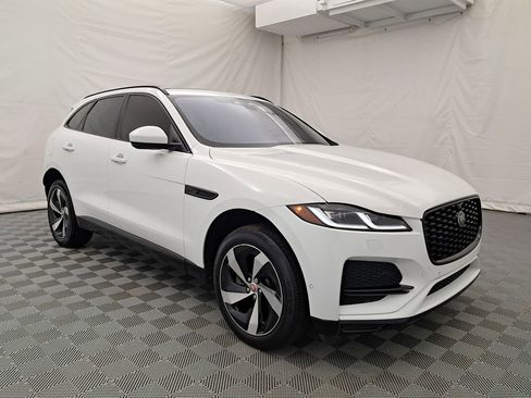 Used 2021 Jaguar F-PACE S image 2
