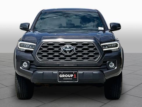 Used 2023 Toyota Tacoma TRD Off-Road image 3