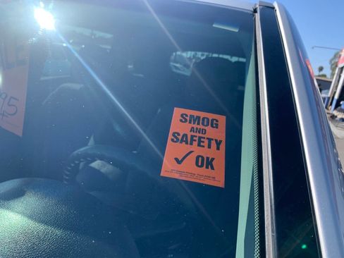 Used 2013 Kia Sorento LX FWD image 16
