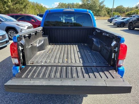 Used 2021 Toyota Tacoma SR5 image 19
