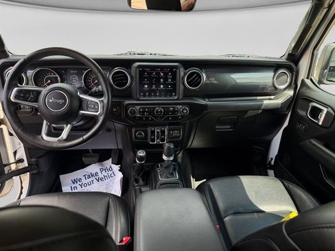 Used 2020 Jeep Wrangler Unlimited Sahara AWD/4WD image 23