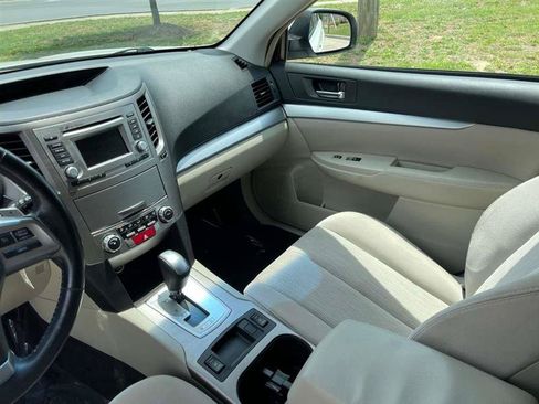 Used 2014 Subaru Outback 2.5i Premium AWD/4WD image 59