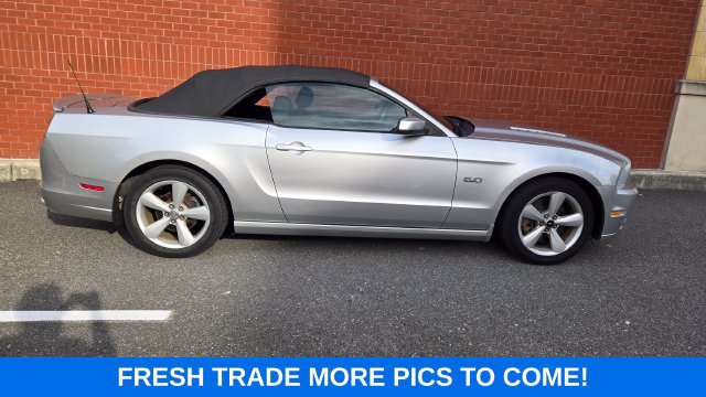 Used 2014 Ford Mustang GT RWD image 1