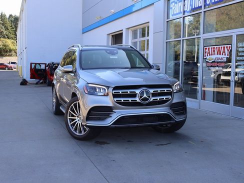 Used 2022 Mercedes-Benz GLS 450 4MATIC image 45