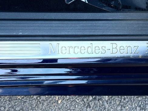 Used 2011 Mercedes-Benz E 350 4MATIC Wagon image 41