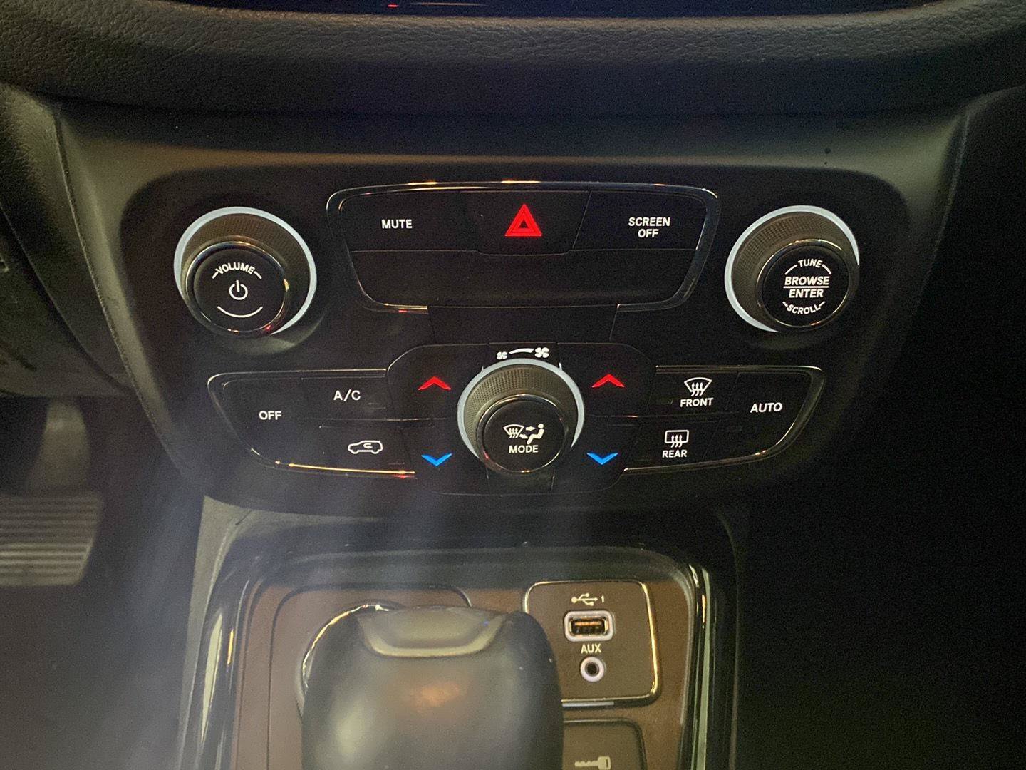 Used 2019 Jeep Compass Limited AWD/4WD image 22