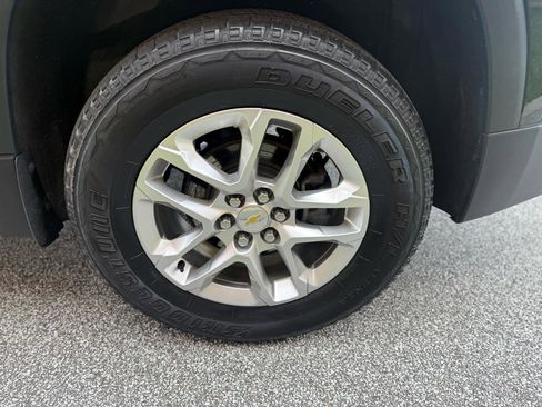 Used 2020 Chevrolet Traverse LS FWD image 46