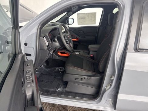 New 2026 Nissan Frontier PRO-4X w/ Pro-4x Convenience Package image 23