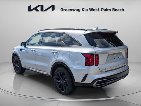 Certified 2022 Kia Sorento SX image 6