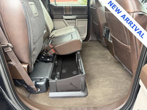 Used 2018 Ford F250 Platinum w/ Platinum Ultimate Package image 38