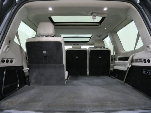 Used 2022 Jeep Wagoneer Series III w/ Premium Group I image 26