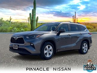 Used 2023 Toyota Highlander LE video 1
