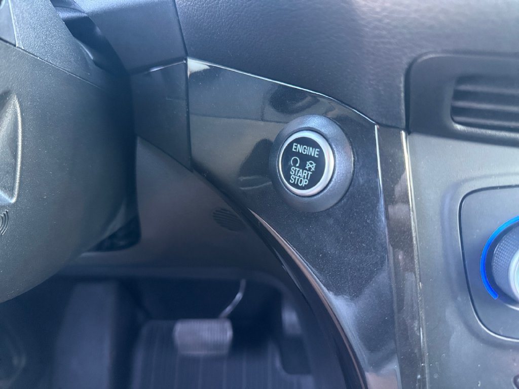 Used 2018 Ford Escape Titanium FWD image 19