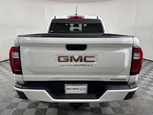 Used 2024 GMC Canyon Elevation w/ Convenience Package image 5