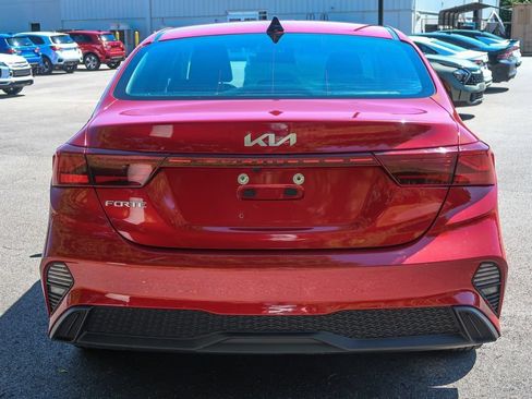 Used 2023 Kia Forte LXS FWD image 10