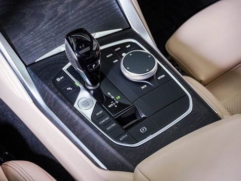 Used 2023 BMW 440i xDrive Coupe w/ Premium Package image 26