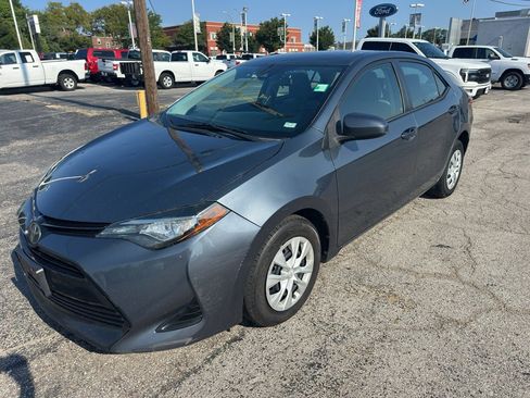 Used 2017 Toyota Corolla L FWD image 1