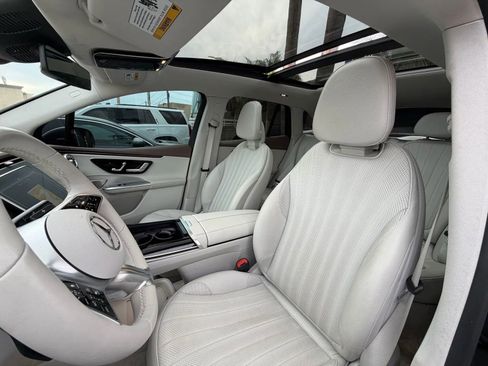 Used 2023 Mercedes-Benz EQE 500 4MATIC SUV image 9