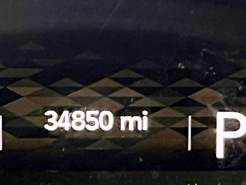 Used 2023 Jeep Wrangler Unlimited Sahara w/ Cold Weather Group image 23