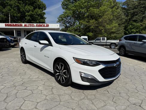 Used 2024 Chevrolet Malibu RS w/ LPO, Floor Liner Package FWD image 1