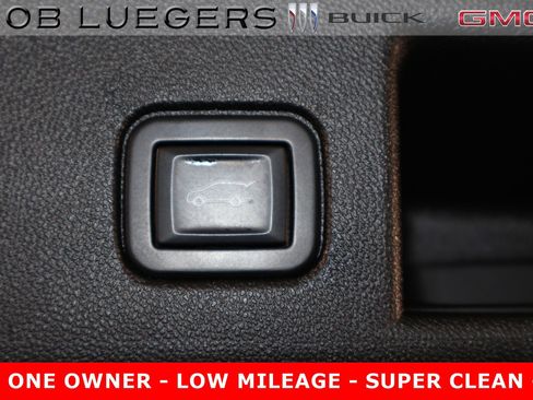 Certified 2022 Chevrolet Equinox RS w/ LPO, Floor Liner Package image 23
