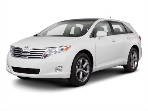 Used 2010 Toyota Venza FWD image 1