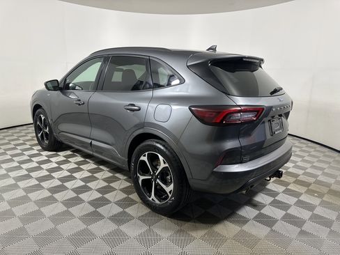 Used 2023 Ford Escape ST-Line Select w/ Tech Pack #2 image 5