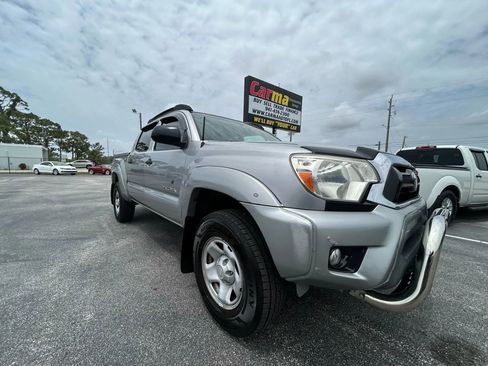 Used 2015 Toyota Tacoma PreRunner image 1