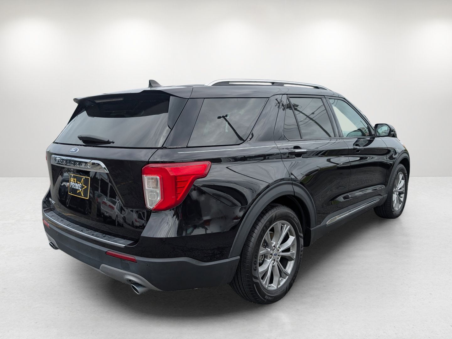 Used 2022 Ford Explorer Limited w/ Equipment Group 301A RWD image 5