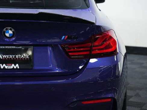 Used 2020 BMW M4 Coupe w/ Competition Package image 17