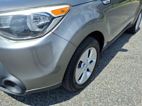Used 2016 Kia Soul w/ Convenience Package FWD image 8