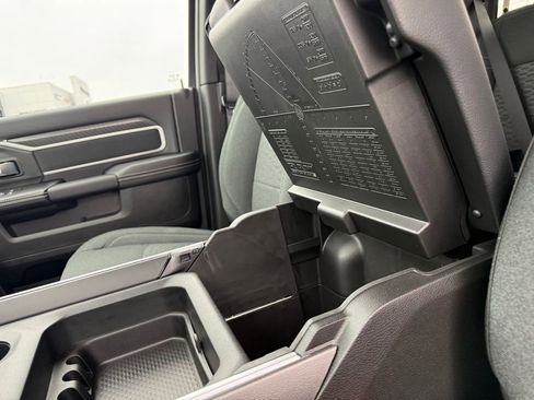 New 2026 RAM 2500 Big Horn AWD/4WD image 26