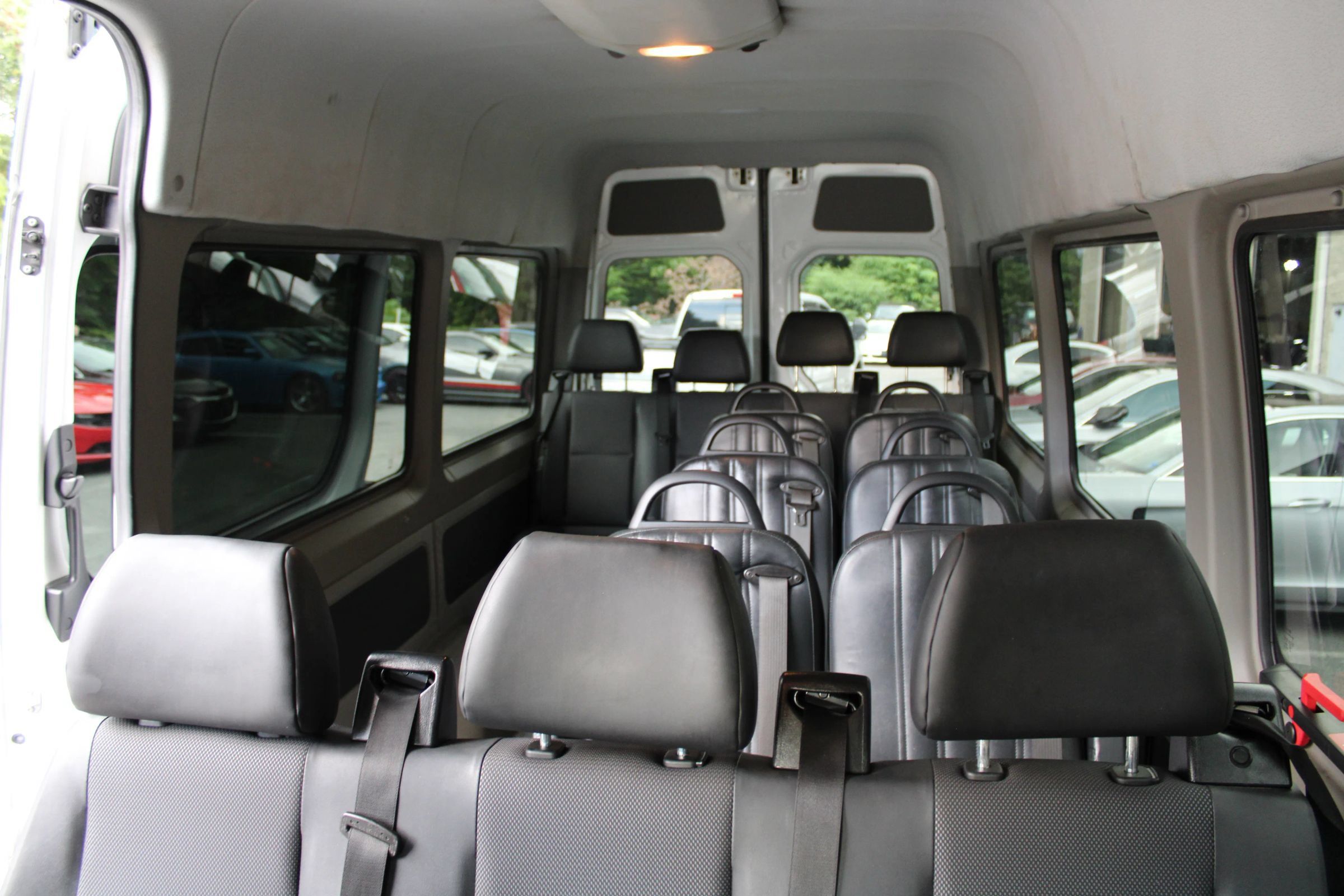 Used 2016 Mercedes-Benz Sprinter 2500 image 16