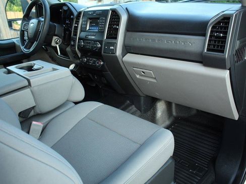Used 2019 Ford F250 XL w/ XL Value Package AWD/4WD image 14