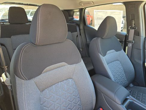 New 2026 Nissan Kicks SV w/ SV Premium Package FWD image 21