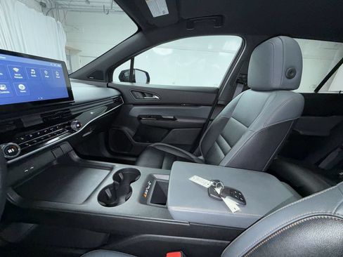 Used 2024 Honda Prologue Touring image 23
