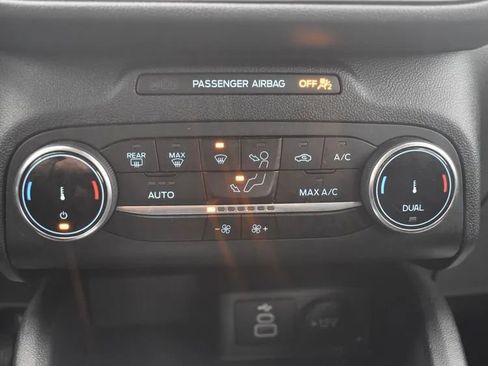 Used 2025 Ford Escape Active image 34