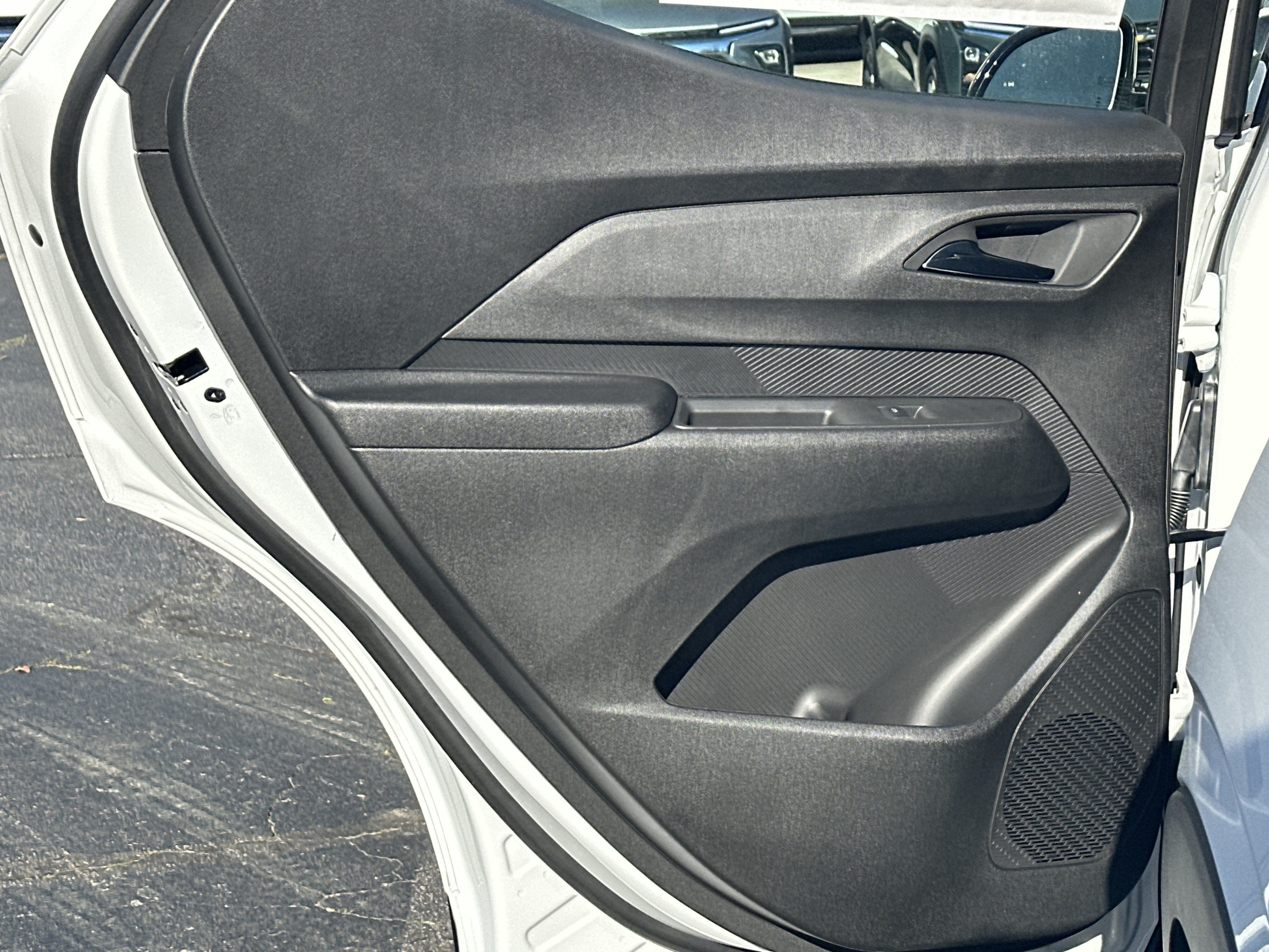 New 2027 Chevrolet Bolt LT w/ Comfort Package FWD image 21