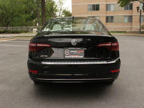Used 2019 Volkswagen Jetta SE FWD image 8