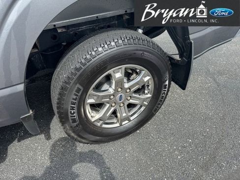 Used 2022 Ford F150 XLT w/ Equipment Group 302A High image 11