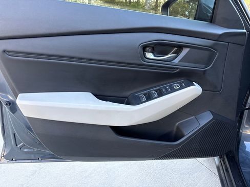 Used 2023 Honda Accord EX image 14