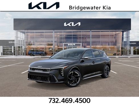 New 2026 Kia K4 GT-Line image 1