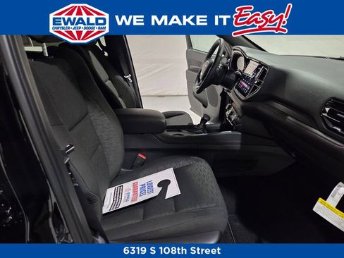 New 2026 Dodge Durango GT image 9