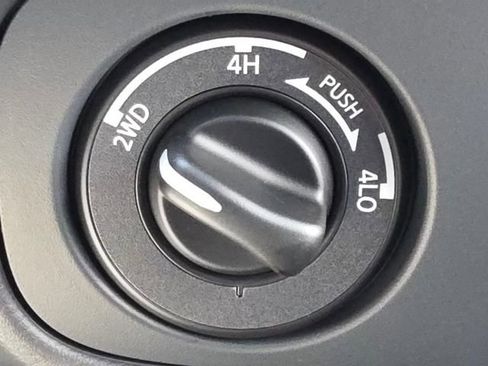 New 2026 Nissan Frontier PRO-4X image 5