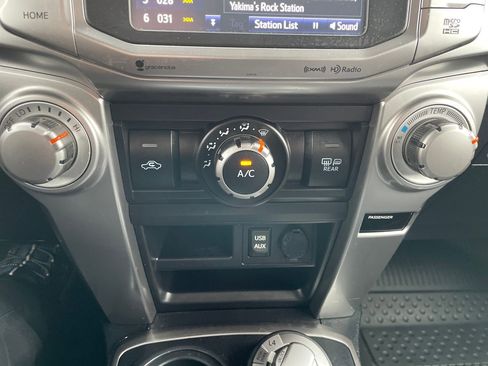 Certified 2018 Toyota 4Runner SR5 image 19