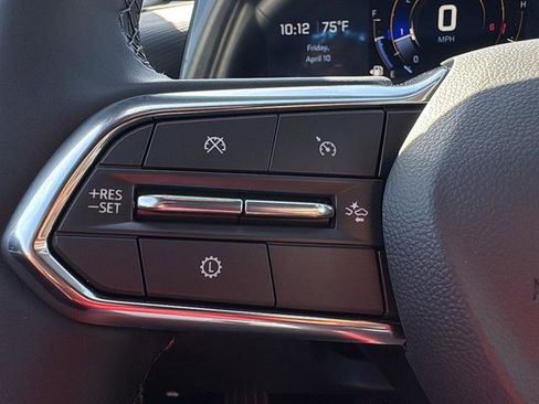 New 2026 Chevrolet Equinox LT FWD image 17