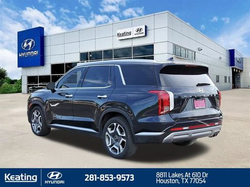Used 2024 Hyundai Palisade SEL w/ Premium Package FWD image 7
