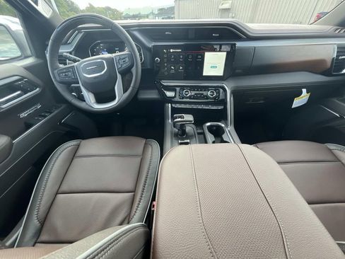 New 2026 GMC Sierra 1500 Denali image 14