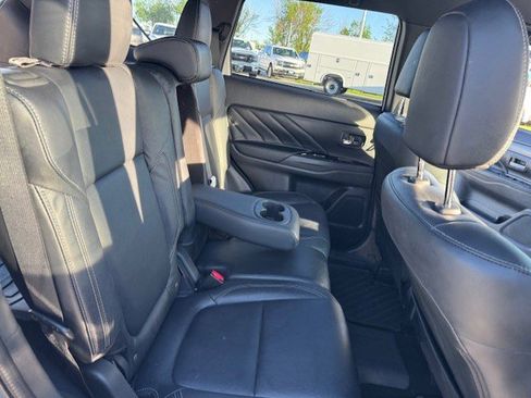 Used 2021 Mitsubishi Outlander SEL AWD/4WD image 31