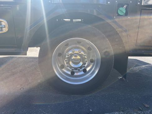 New 2025 Ford F550 XLT w/ XLT Value Package image 13